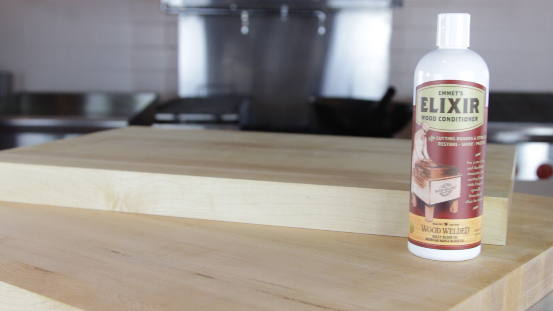 How to Season a Wooden Cutting Board How to Season a Wooden Cutting Board